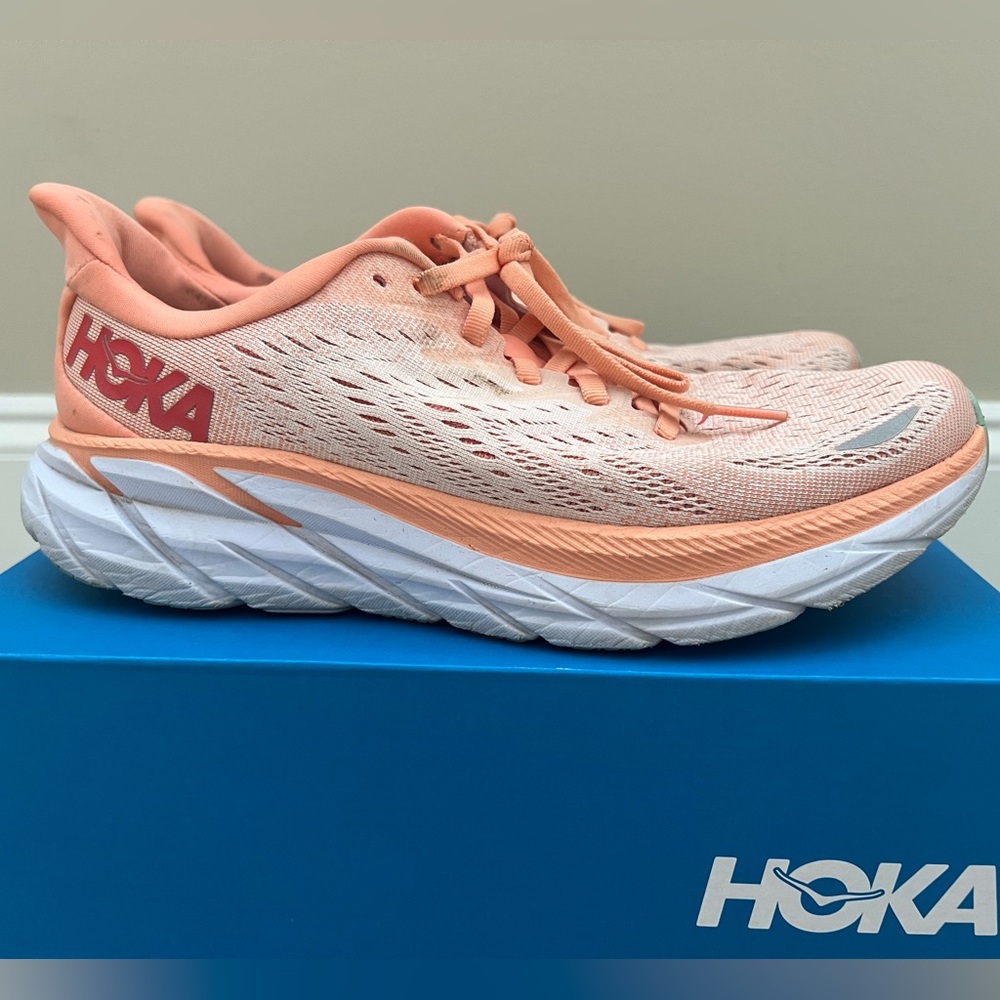 Lightly worn Hoka Women’s Clifton 8B in Cantaloupe